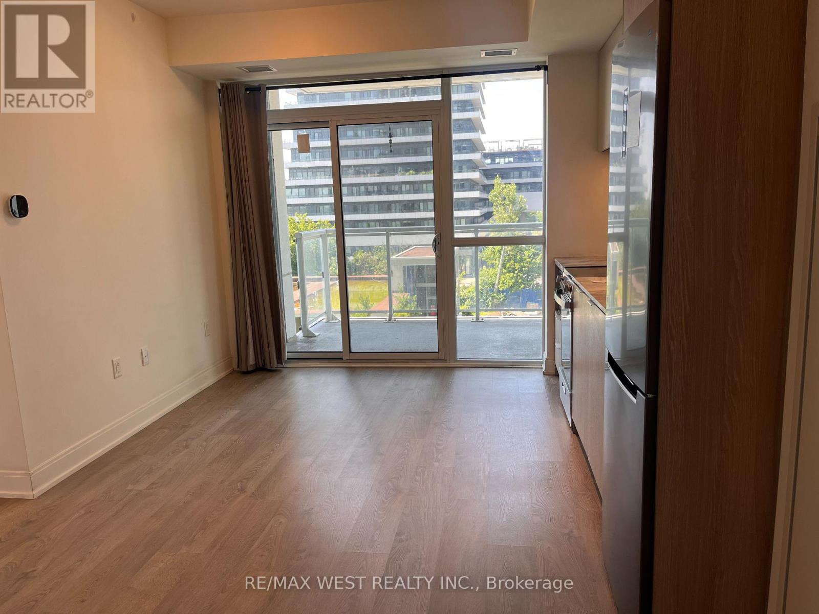 302 - 65 Annie Craig Drive, Toronto, Ontario  M8V 0G3 - Photo 4 - W13605558