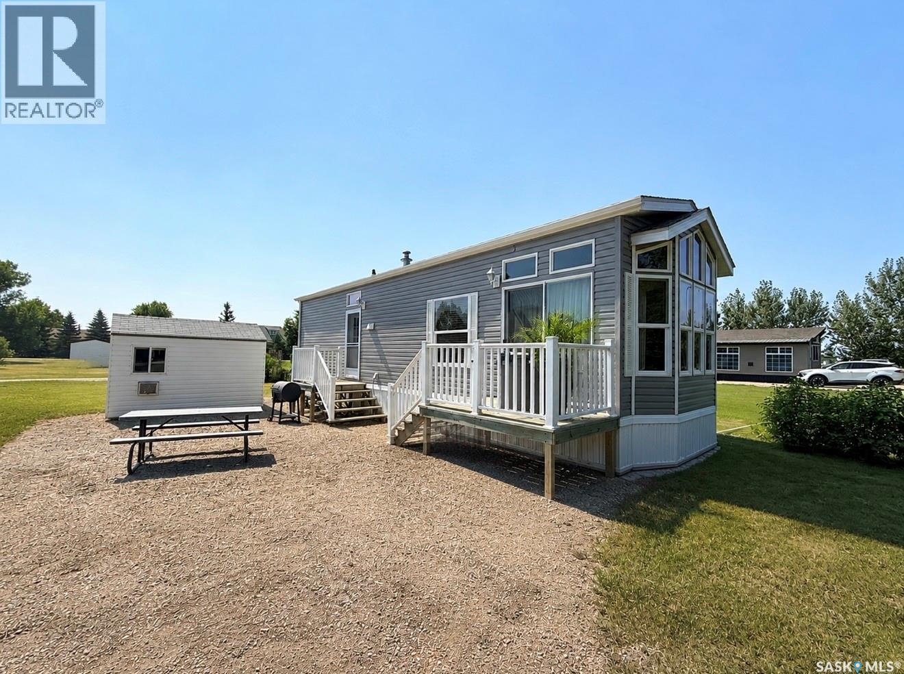 140 King Street, Elbow, Saskatchewan  S0L 1J0 - Photo 2 - SK043594