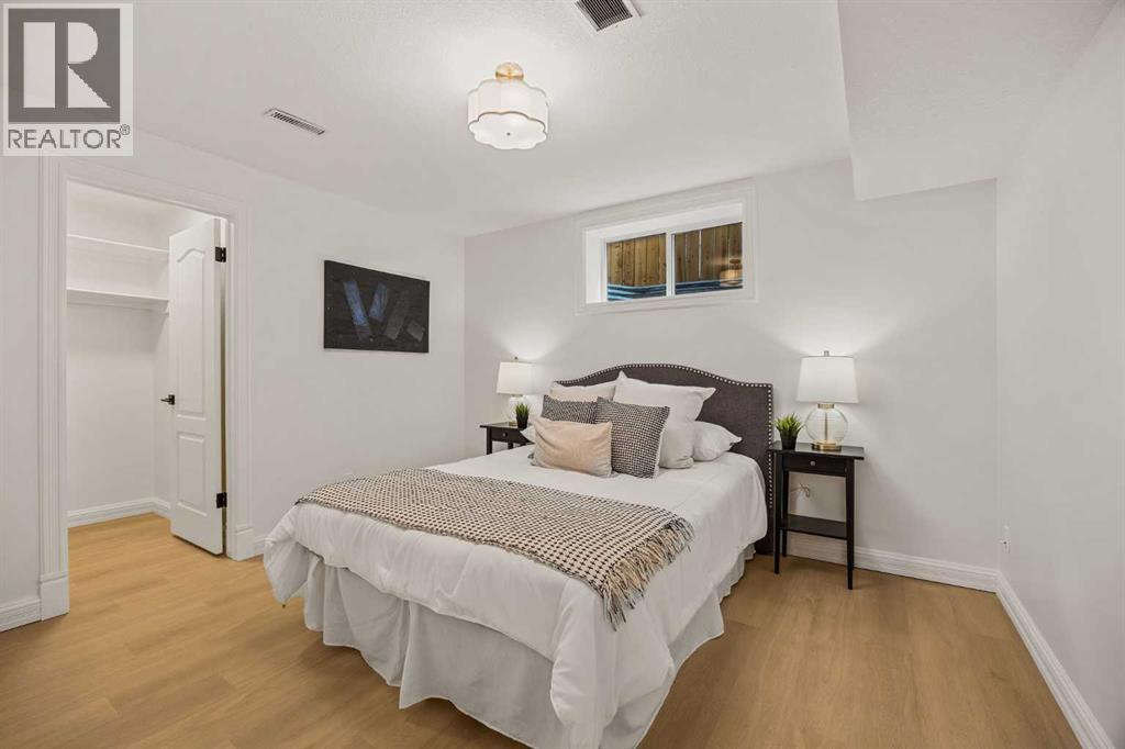 156 Strathridge Place SW, Calgary, Alberta  T3H 4J1 - Photo 44 - A2330275