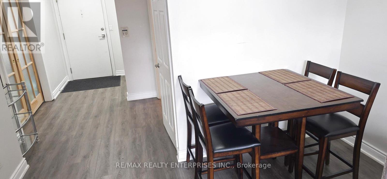 1435 - 250 WELLINGTON STREET W - Photo 21