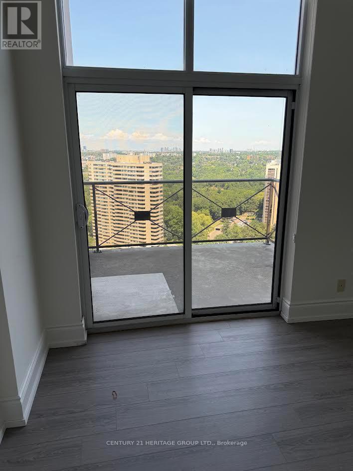 133 Wynford Drive, Toronto, Ontario  M3C 0J5 - Photo 2 - C13605656