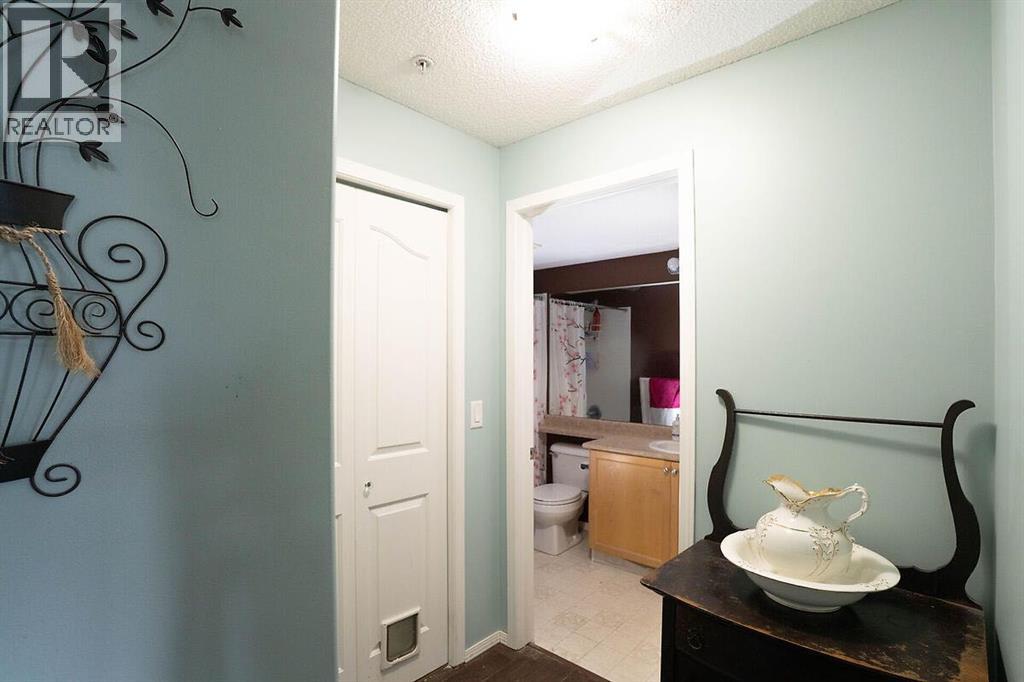 214, 1000 Citadel Meadow Point NW, Calgary, Alberta  T3G 5N5 - Photo 8 - A2318233