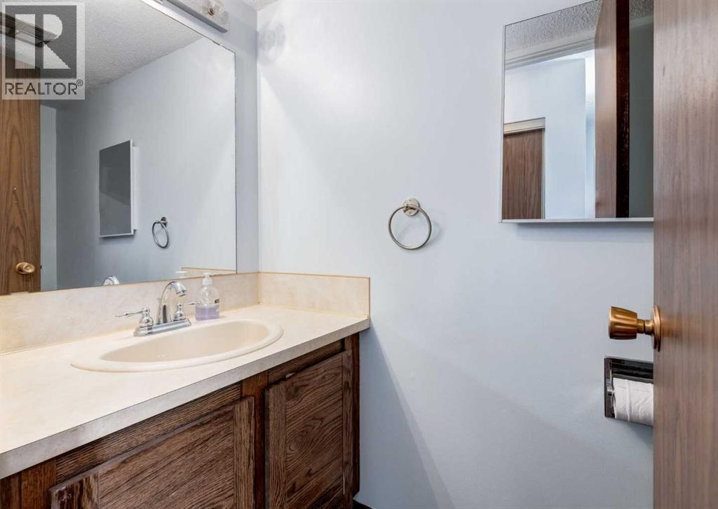 502, 4550 47 Street SW, Calgary, Alberta  T3E 6W5 - Photo 10 - A2319150