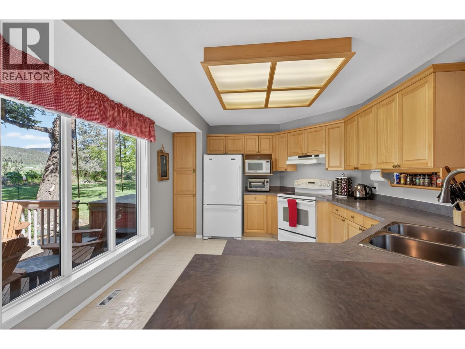 4484 Columbia View Road, Fairmont Hot Springs, British Columbia  V0B 1L2 - Photo 25 - 10388518
