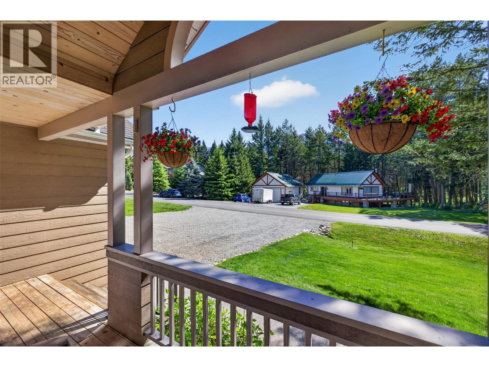 4484 Columbia View Road, Fairmont Hot Springs, British Columbia  V0B 1L2 - Photo 12 - 10388518