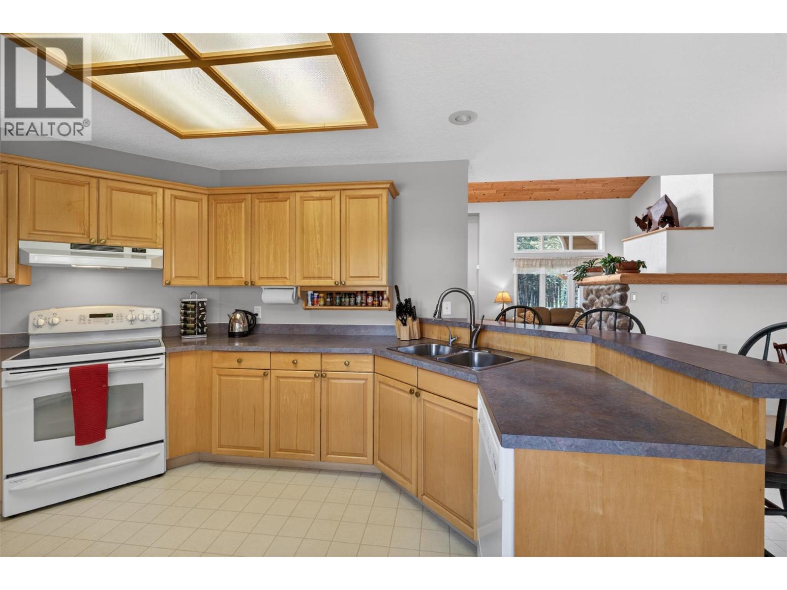 4484 Columbia View Road, Fairmont Hot Springs, British Columbia  V0B 1L2 - Photo 20 - 10388518