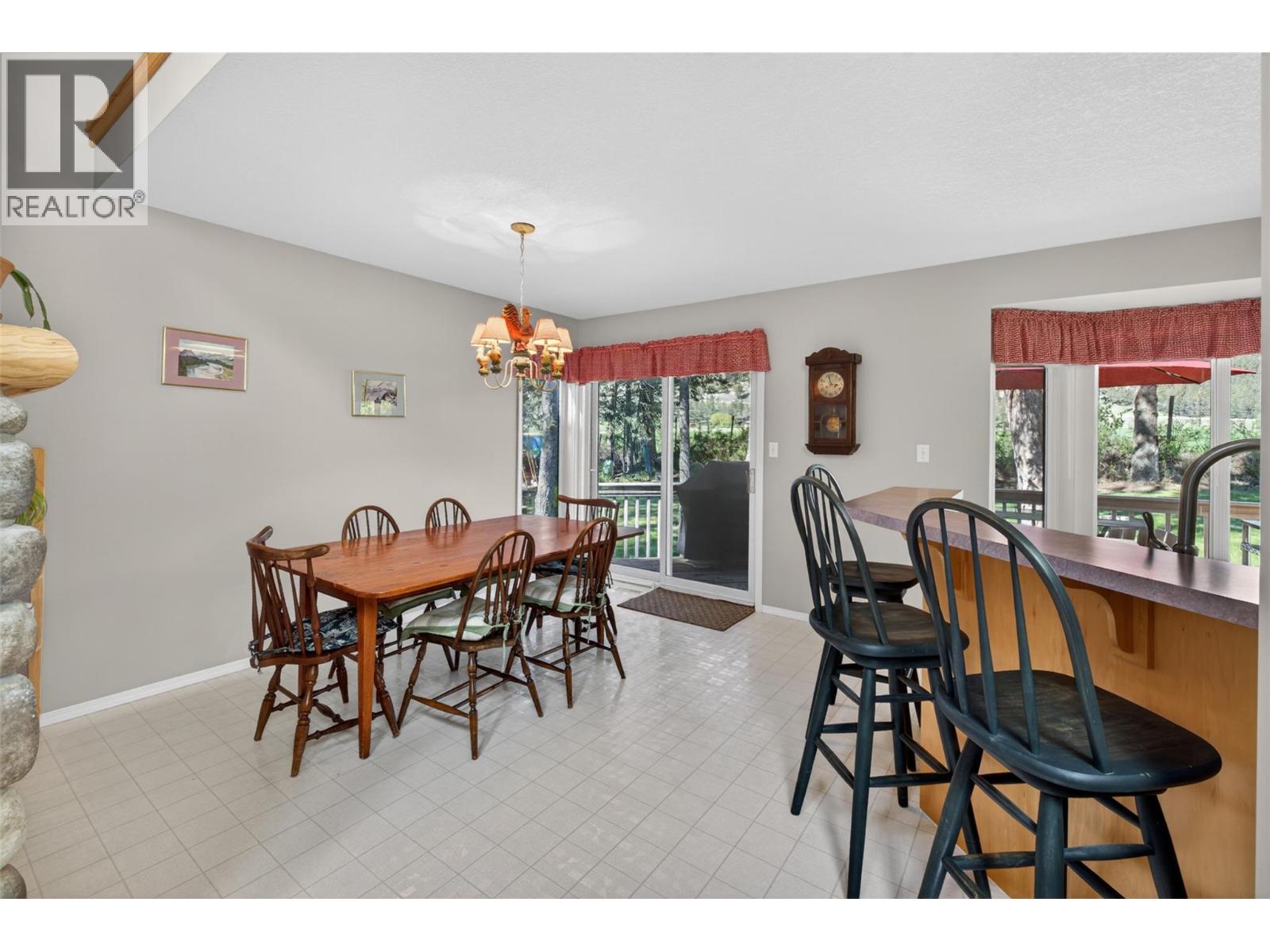 4484 Columbia View Road, Fairmont Hot Springs, British Columbia  V0B 1L2 - Photo 18 - 10388518