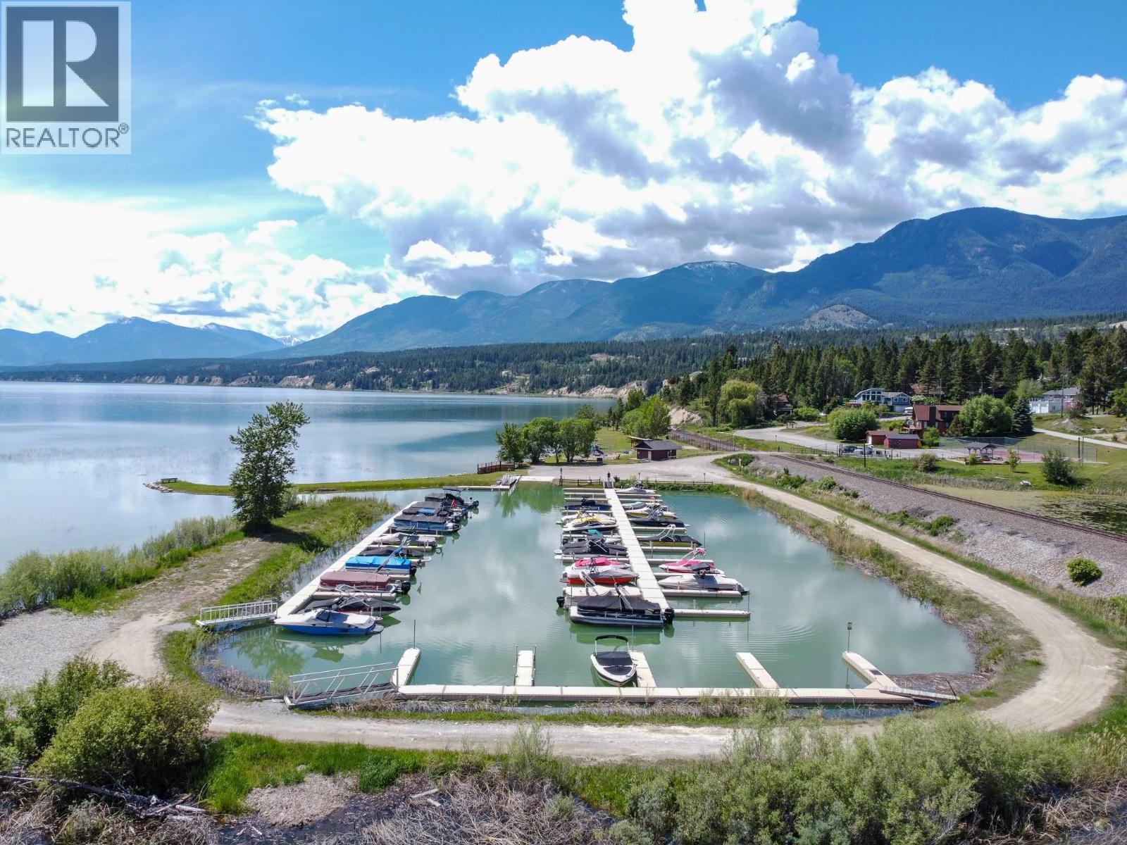 4484 Columbia View Road, Fairmont Hot Springs, British Columbia  V0B 1L2 - Photo 58 - 10388518