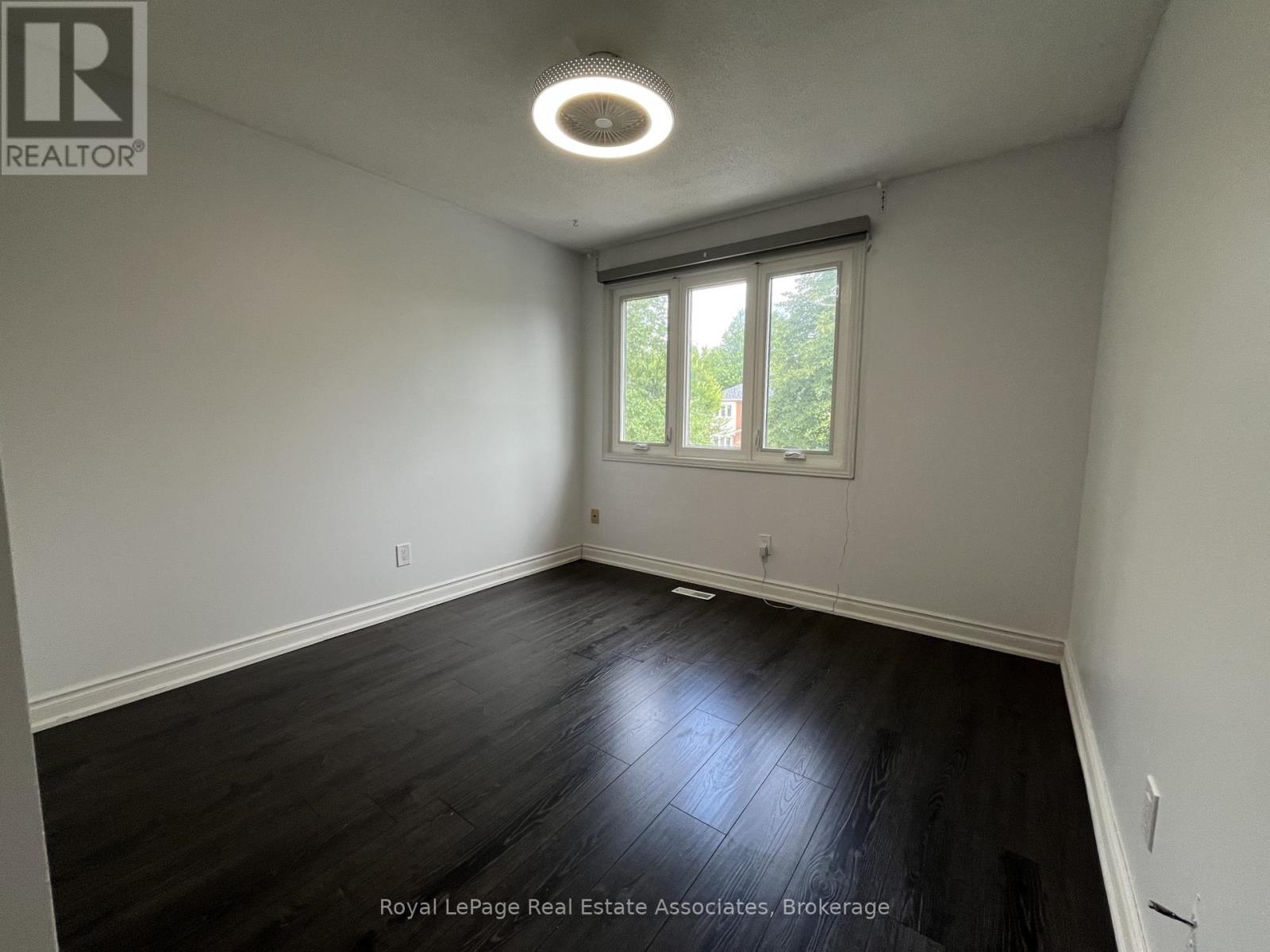 1112 Gable Drive, Oakville, Ontario  L6J 7R3 - Photo 19 - W13605582