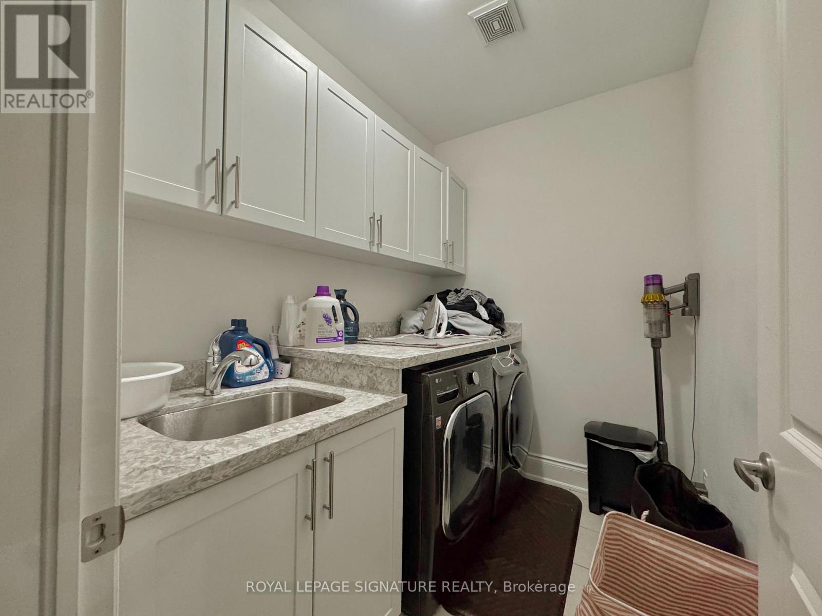 3184 Meadow Marsh Crescent, Oakville, Ontario  L6H 7H5 - Photo 38 - W13605632