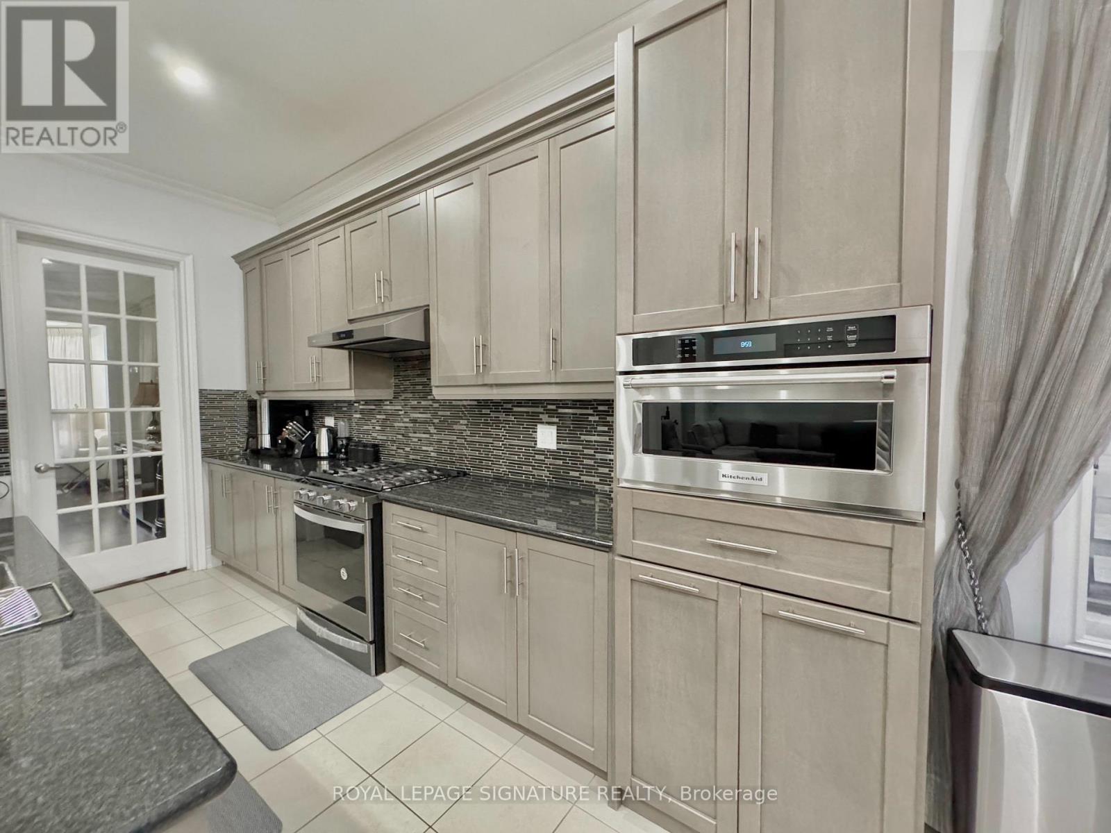 3184 Meadow Marsh Crescent, Oakville, Ontario  L6H 7H5 - Photo 9 - W13605632