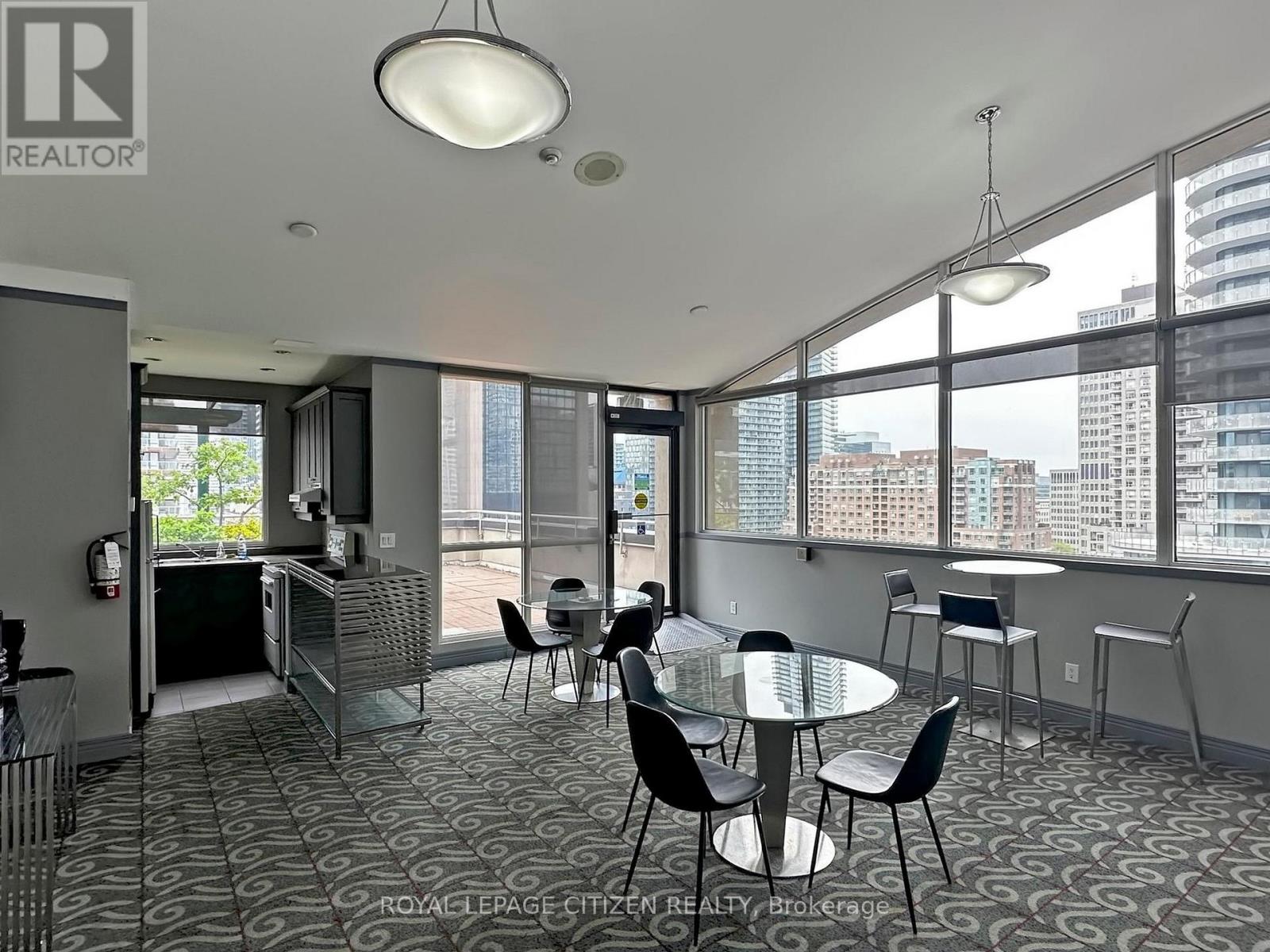302 - 555 Yonge Street, Toronto, Ontario  M4Y 3A6 - Photo 24 - C13573120