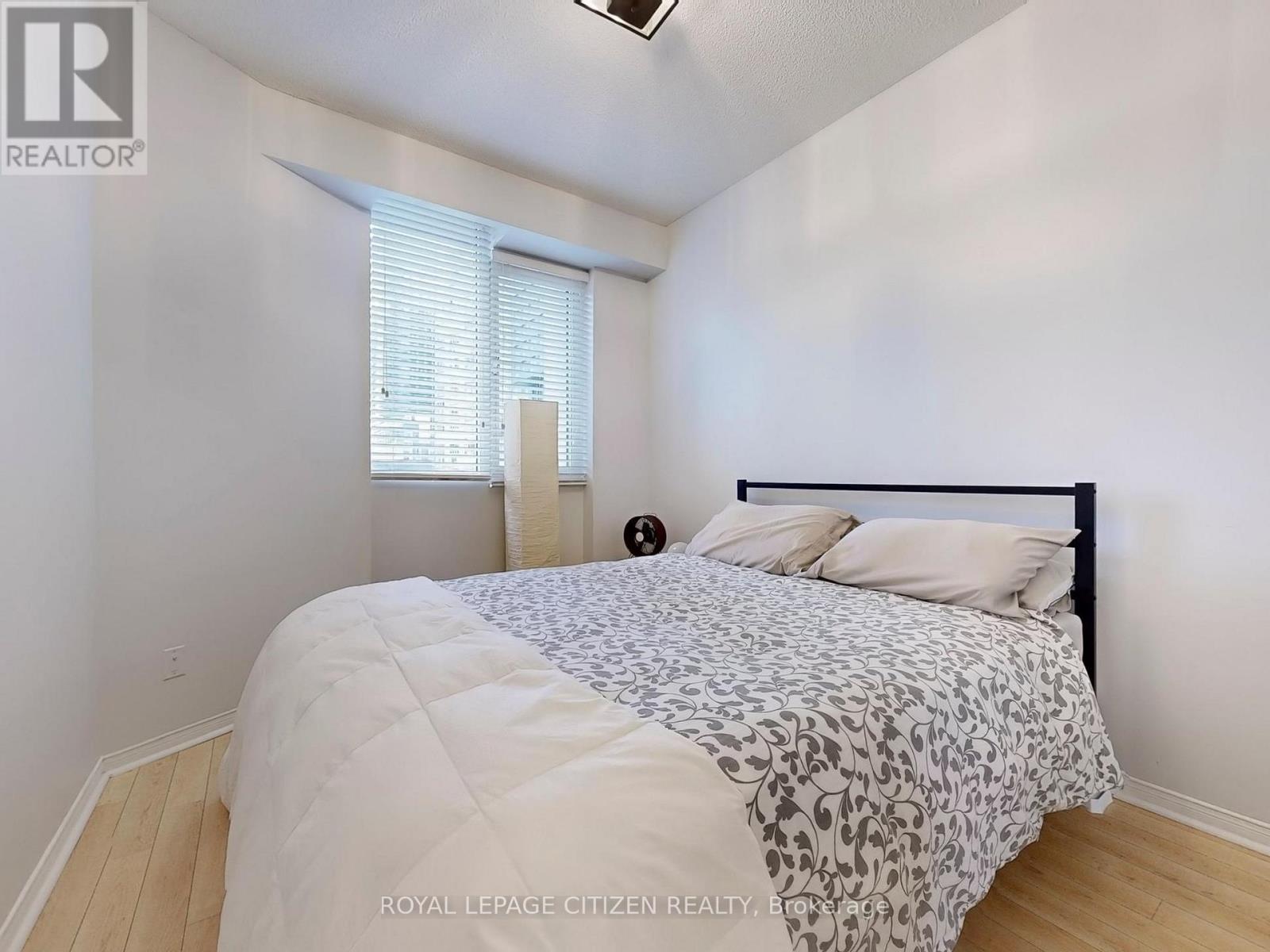 302 - 555 Yonge Street, Toronto, Ontario  M4Y 3A6 - Photo 12 - C13573120