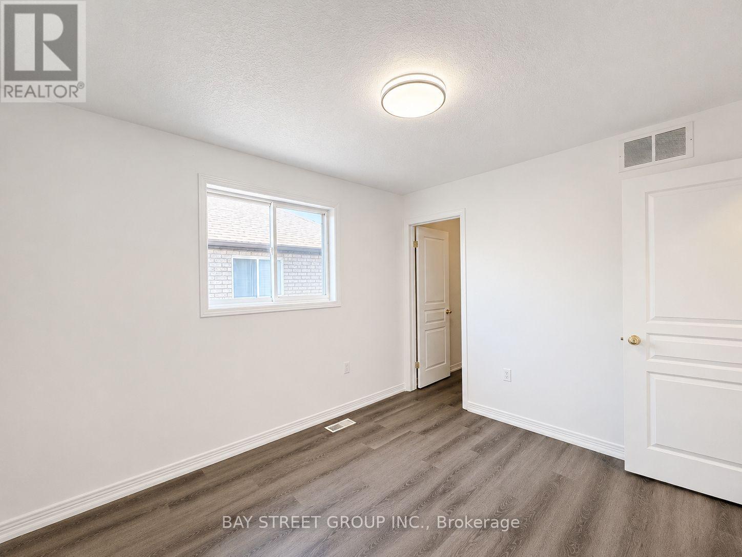 35 Diamond Court, Hamilton, Ontario  L9C 7V5 - Photo 25 - X13605608
