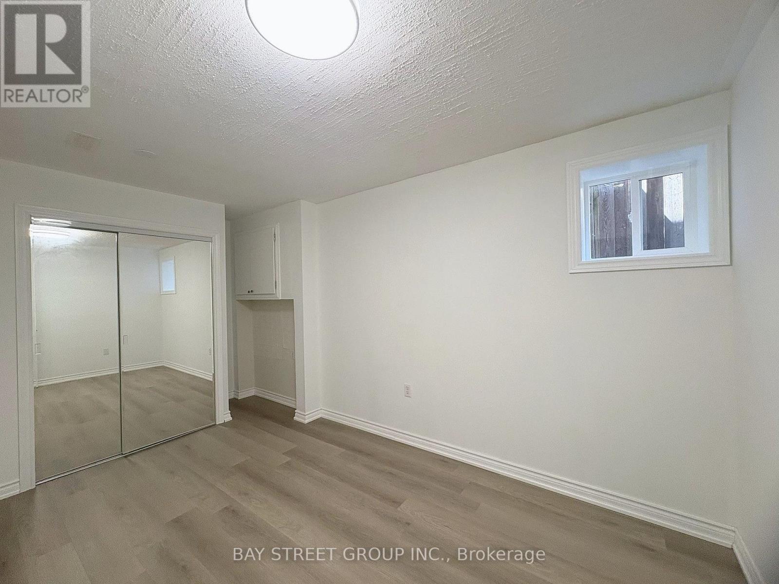 35 Diamond Court, Hamilton, Ontario  L9C 7V5 - Photo 32 - X13605608