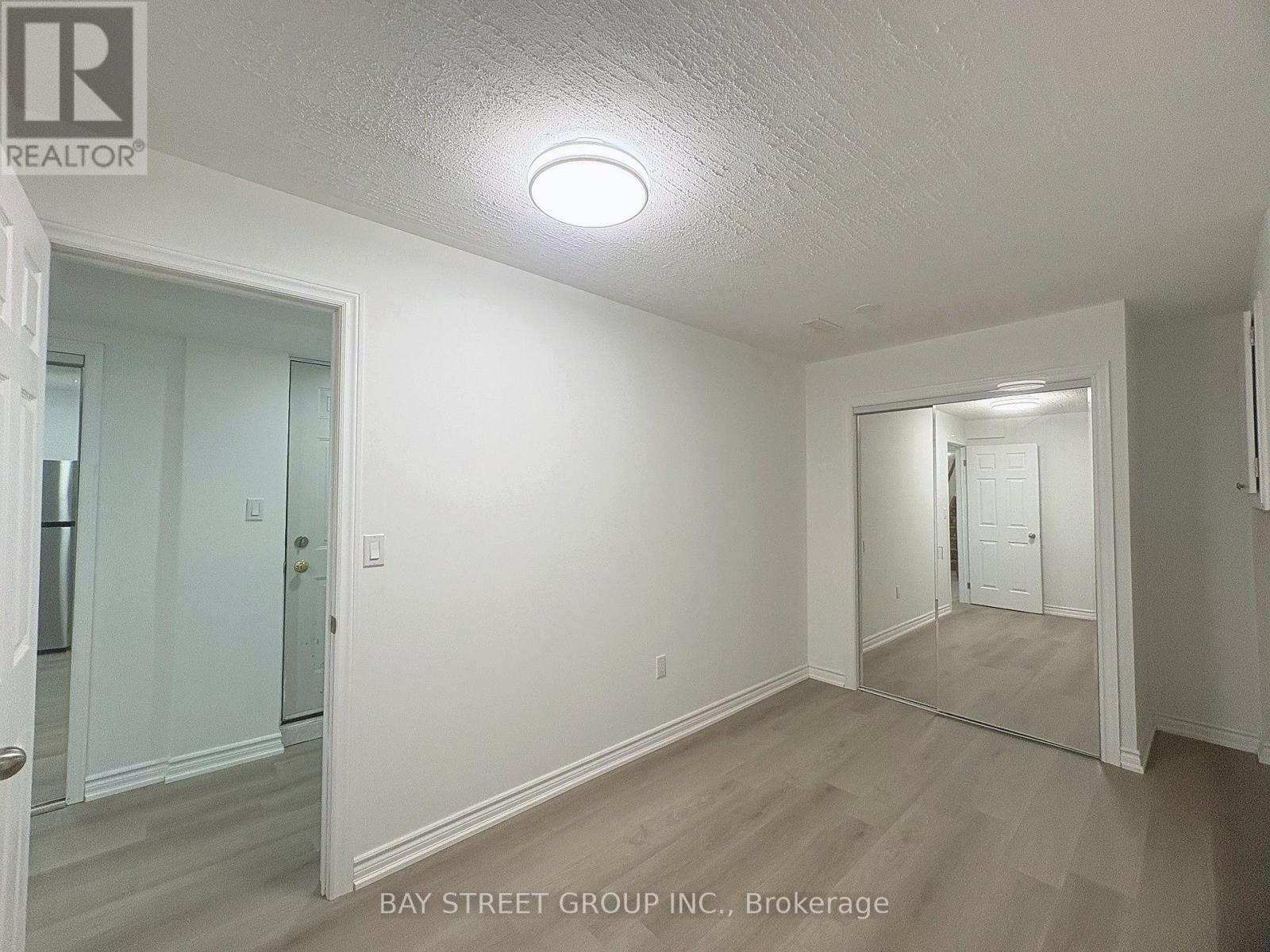 35 Diamond Court, Hamilton, Ontario  L9C 7V5 - Photo 33 - X13605608