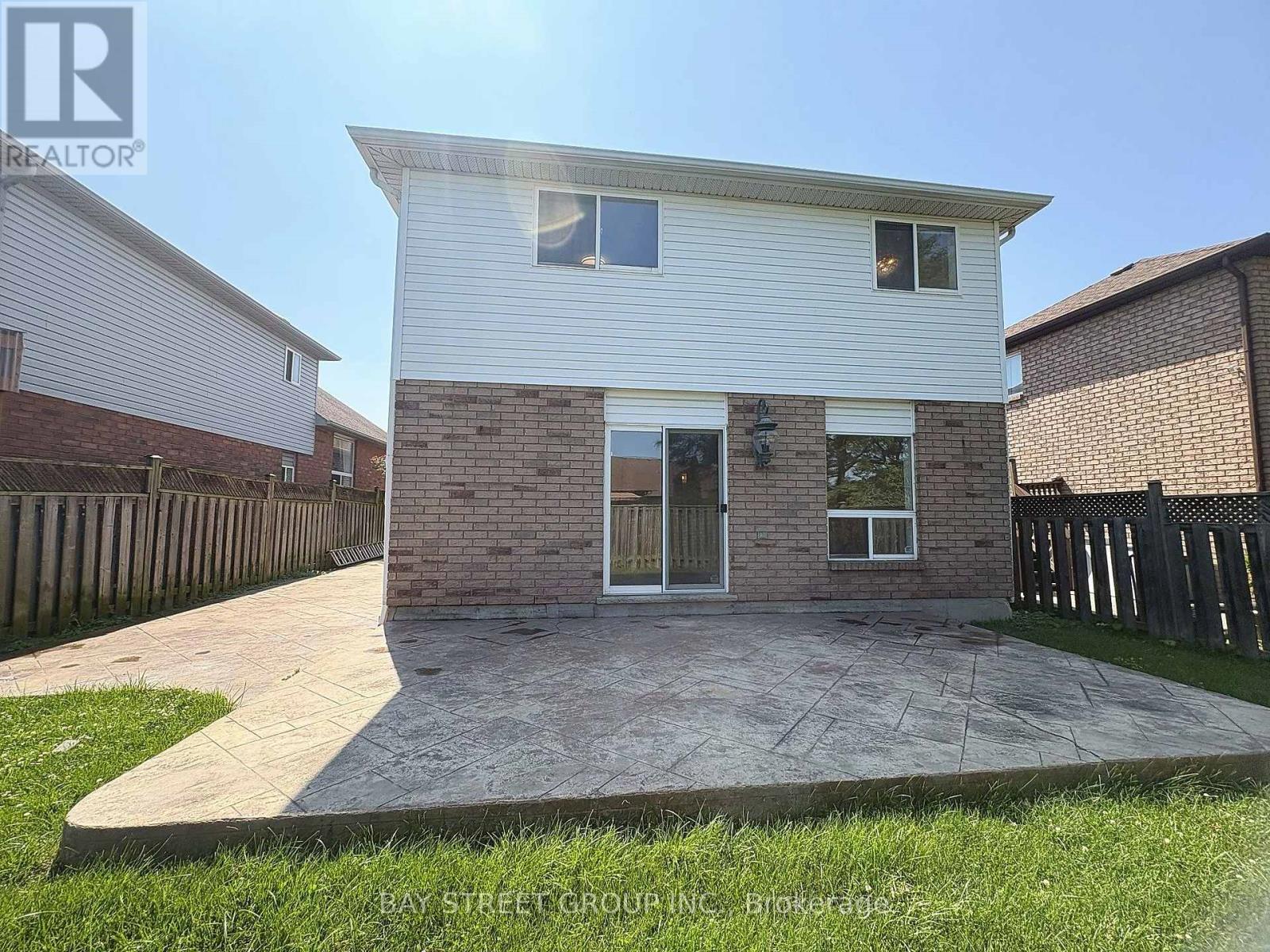 35 Diamond Court, Hamilton, Ontario  L9C 7V5 - Photo 35 - X13605608