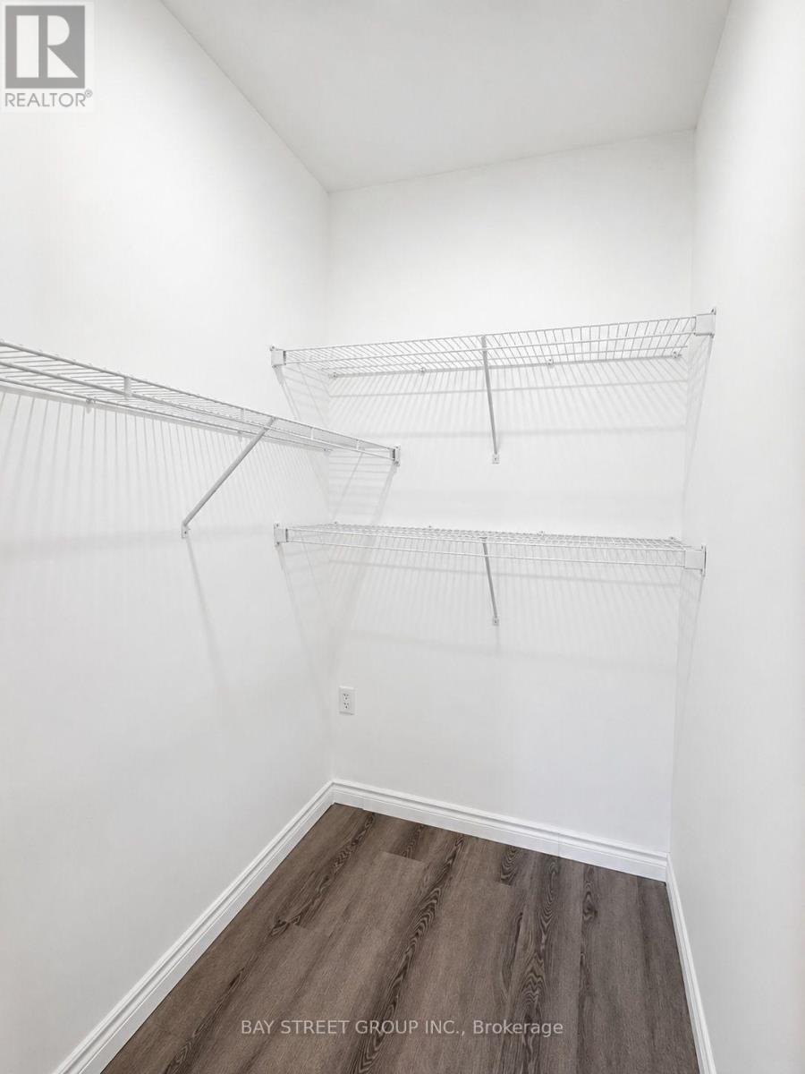 35 Diamond Court, Hamilton, Ontario  L9C 7V5 - Photo 7 - X13605608