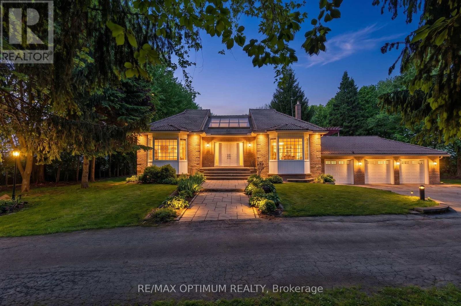 529 CAMPBELLVILLE ROAD, Hamilton, Ontario