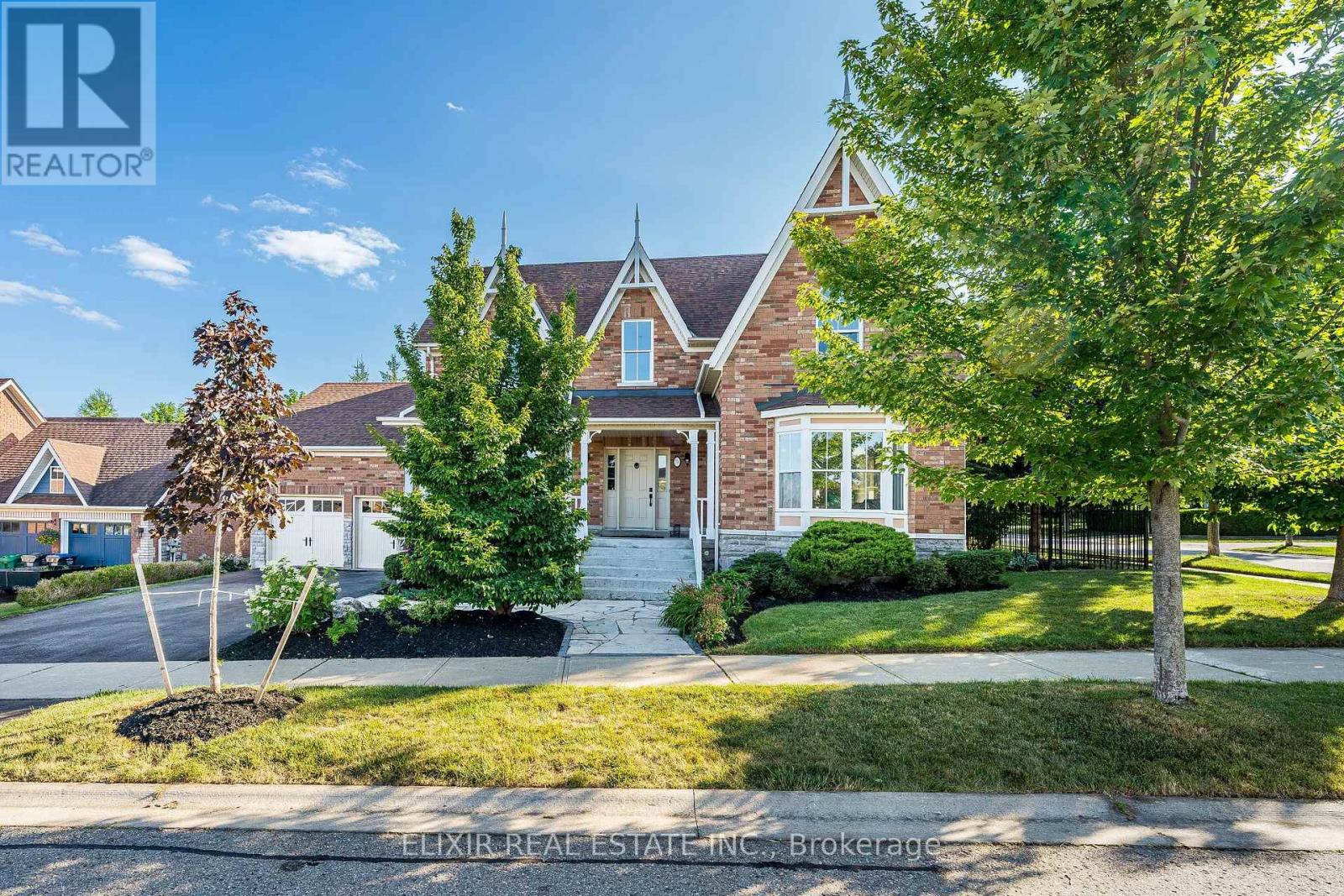 76 North Riverdale Drive, Caledon, Ontario  L7C 1L1 - Photo 2 - W13603620