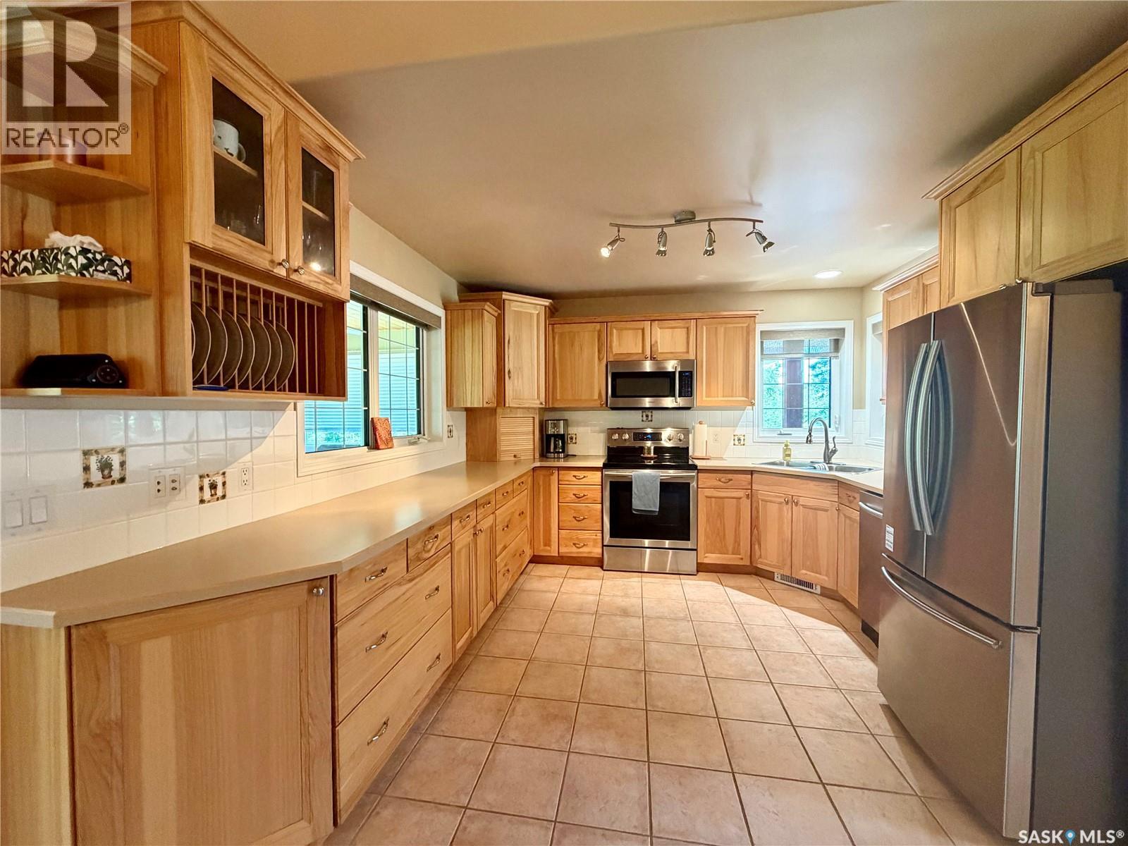 60 Estates Drive, Elk Ridge, Saskatchewan  S0J 0N0 - Photo 6 - SK043598