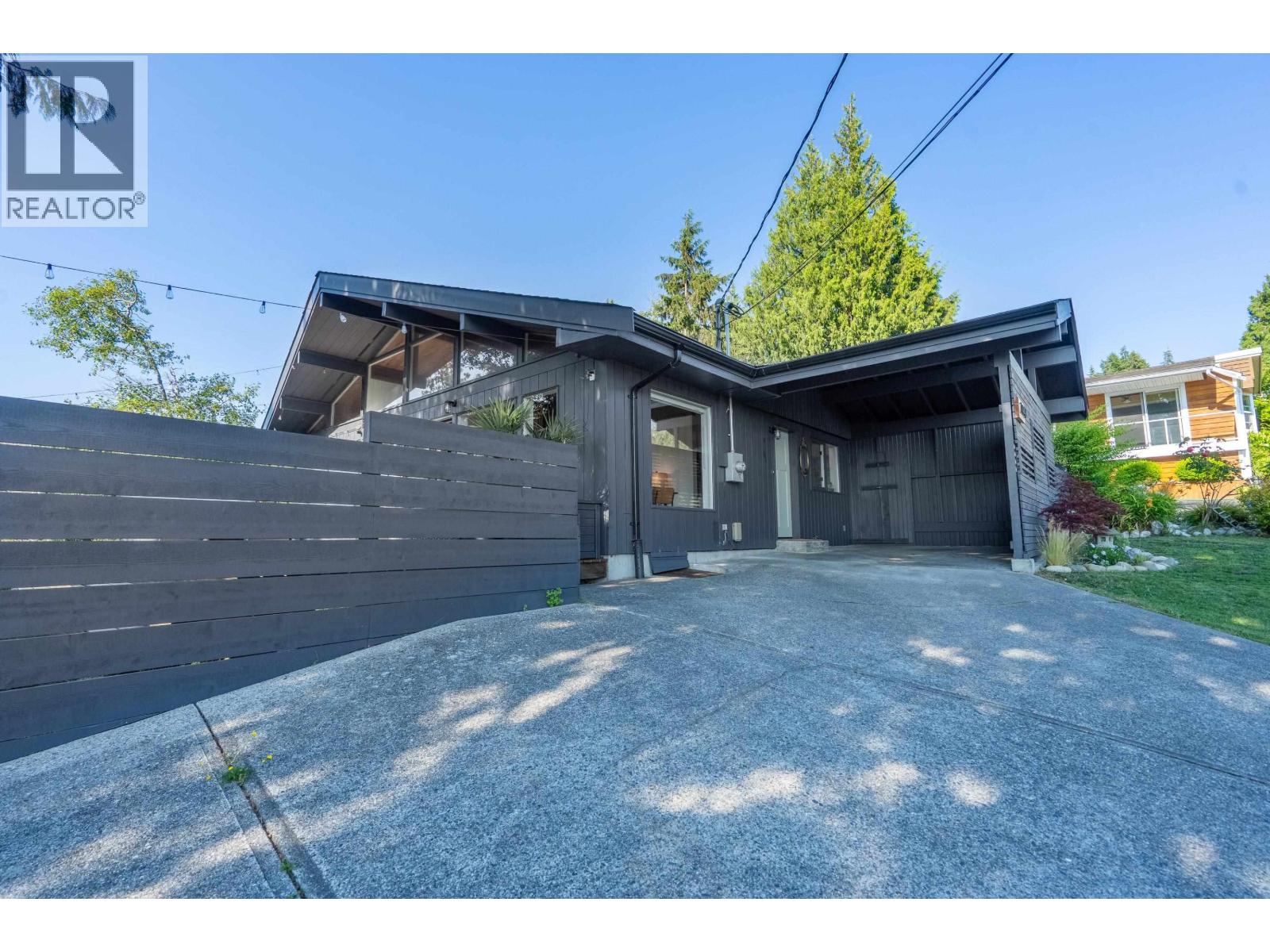 1440 Velvet Road, Gibsons, British Columbia  V0N 1V5 - Photo 15 - R3149923