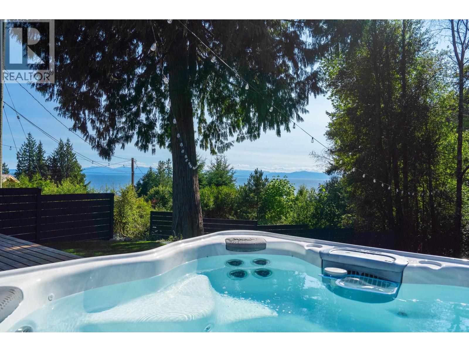 1440 Velvet Road, Gibsons, British Columbia  V0N 1V5 - Photo 3 - R3149923