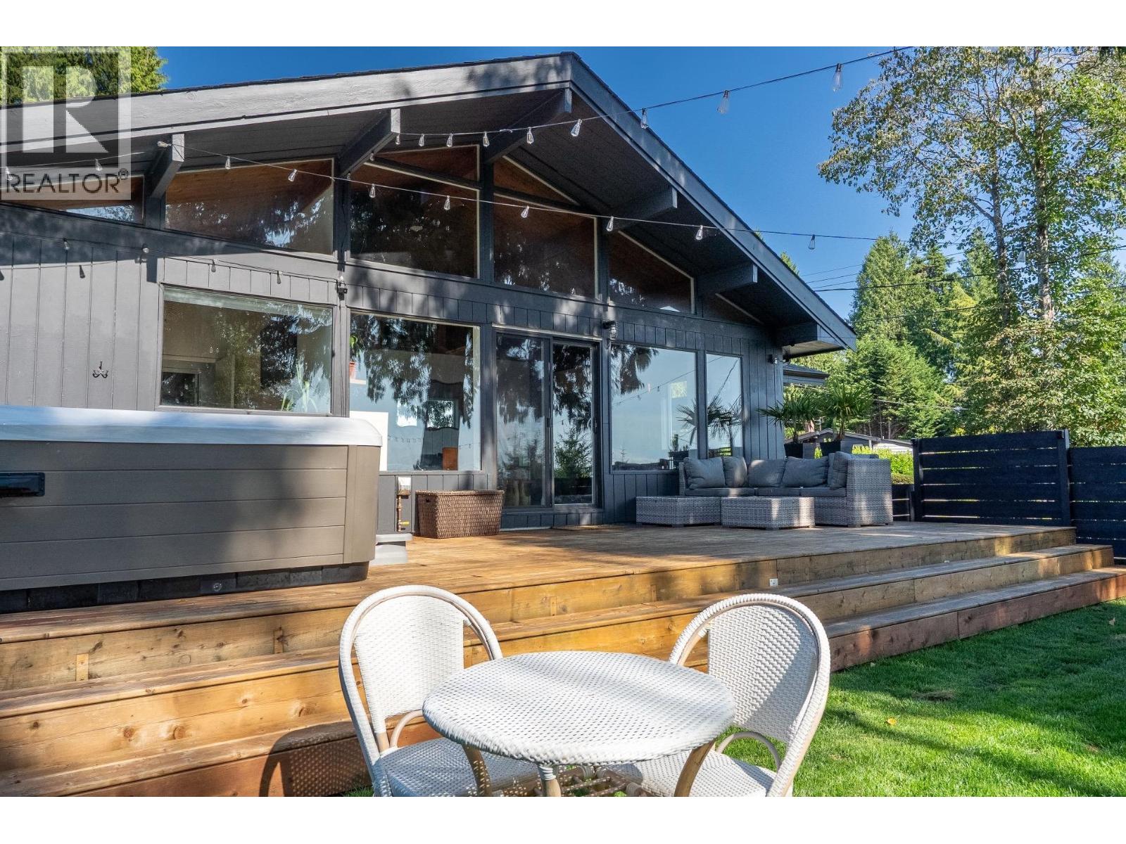 1440 Velvet Road, Gibsons, British Columbia  V0N 1V5 - Photo 7 - R3149923