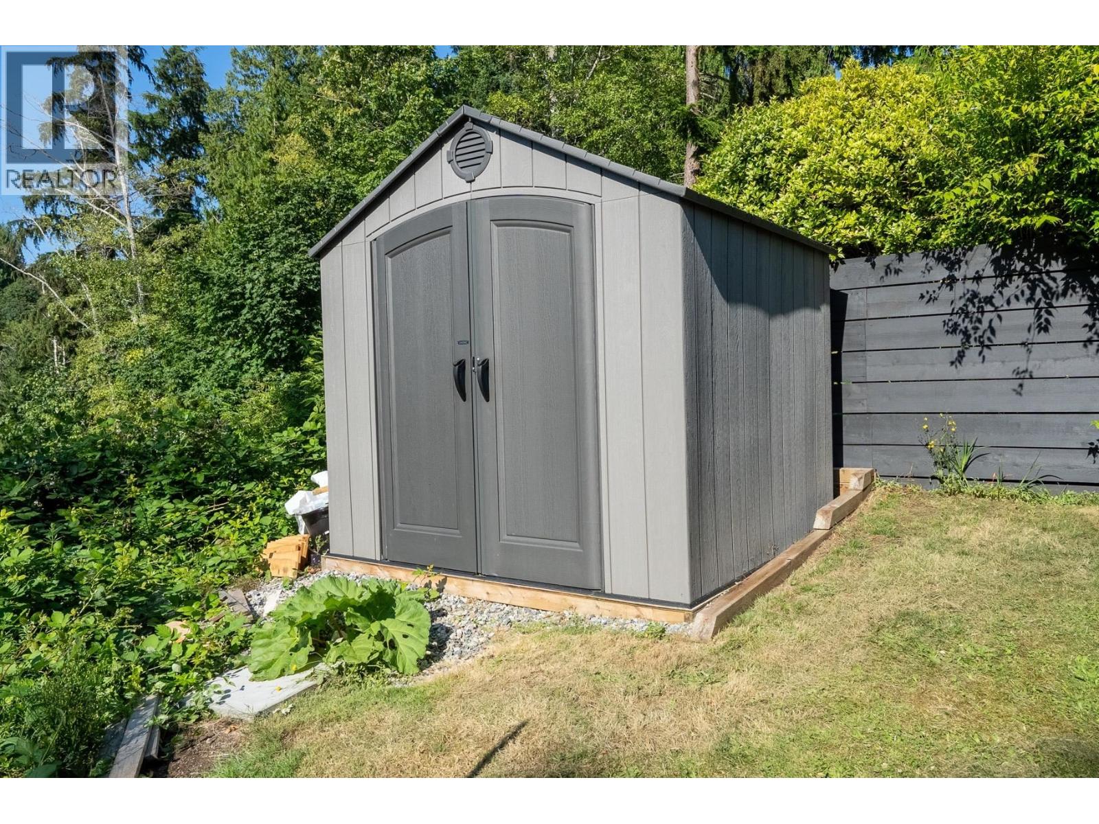 1440 Velvet Road, Gibsons, British Columbia  V0N 1V5 - Photo 9 - R3149923