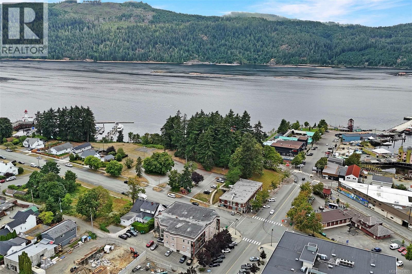 3053 Kingsway Ave, Port Alberni, British Columbia V9Y 1X7 - Photo 4 - 1043935
