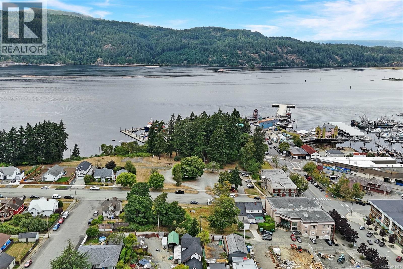 3053 Kingsway Ave, Port Alberni, British Columbia V9Y 1X7 - Photo 3 - 1043935
