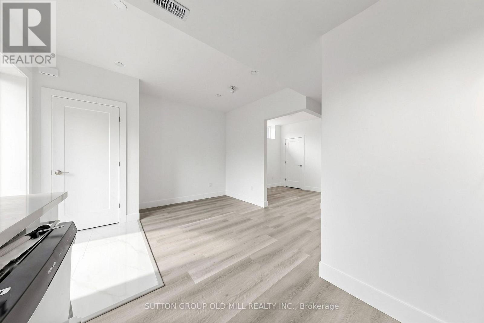 1 - 1925 Lawrence Avenue W, Toronto, Ontario  M9N 1G8 - Photo 16 - W13605664
