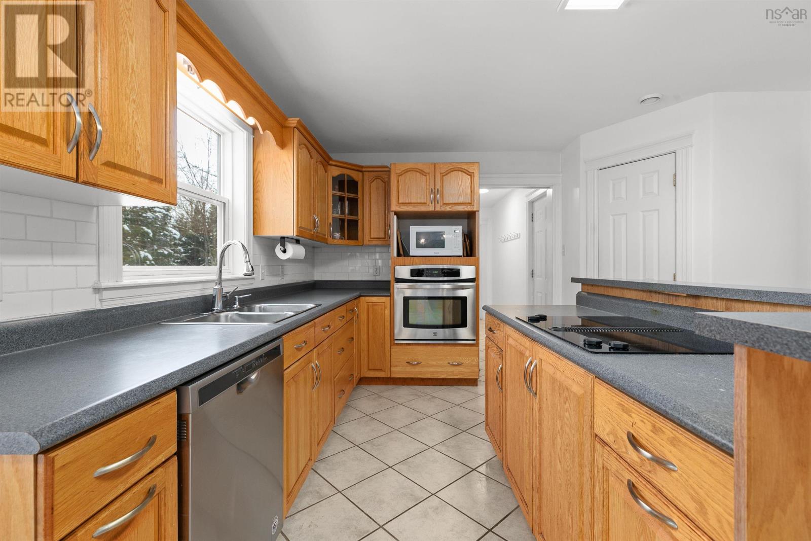 252 Gleneagles Drive, Hammonds Plains, Nova Scotia  B4B 1V8 - Photo 15 - 202601681