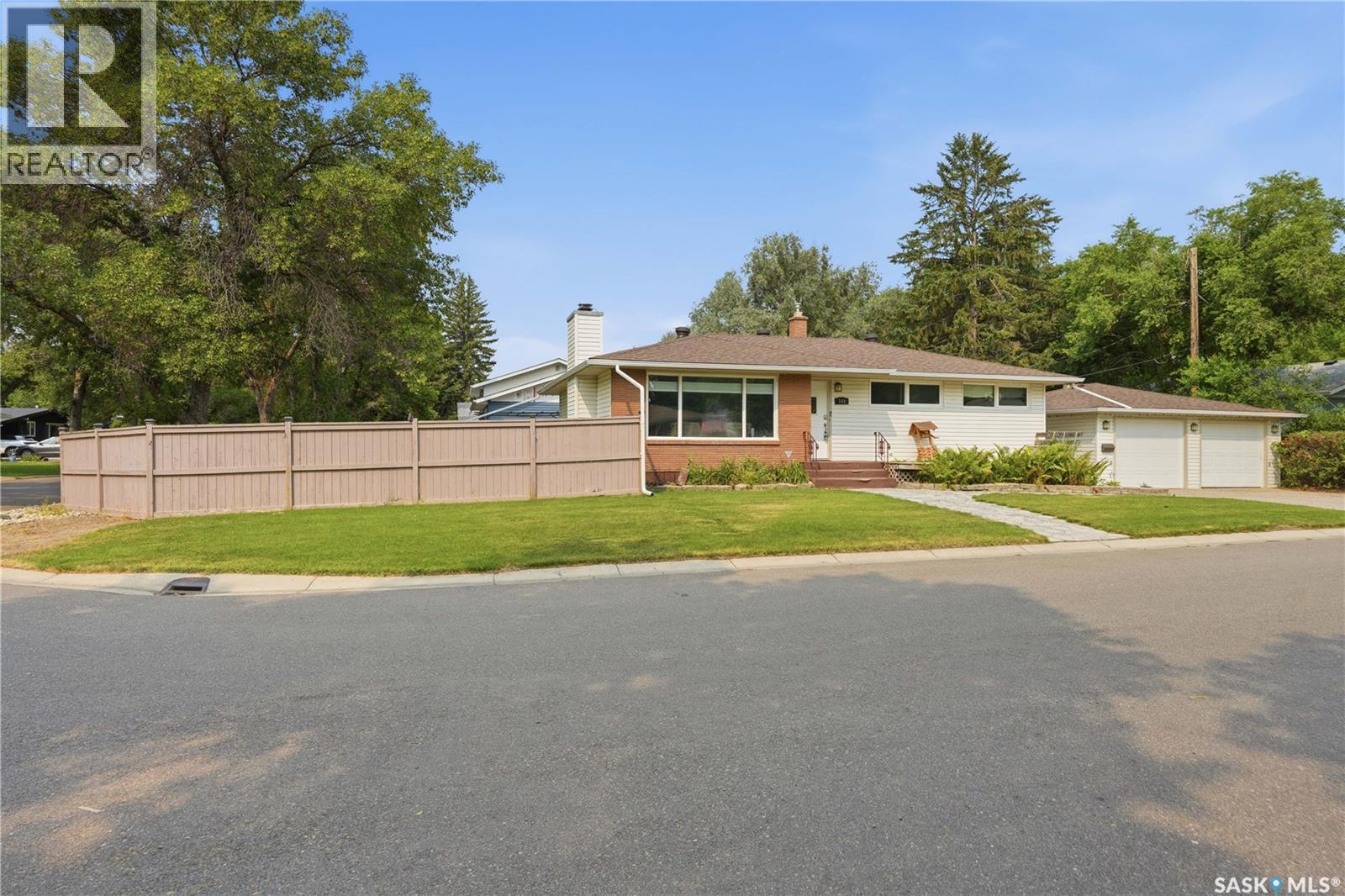 144 Orchard CRESCENT, regina, Saskatchewan