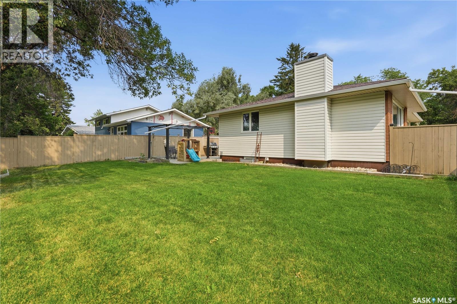 144 Orchard Crescent, Regina, Saskatchewan  S4S 5B6 - Photo 38 - SK043636
