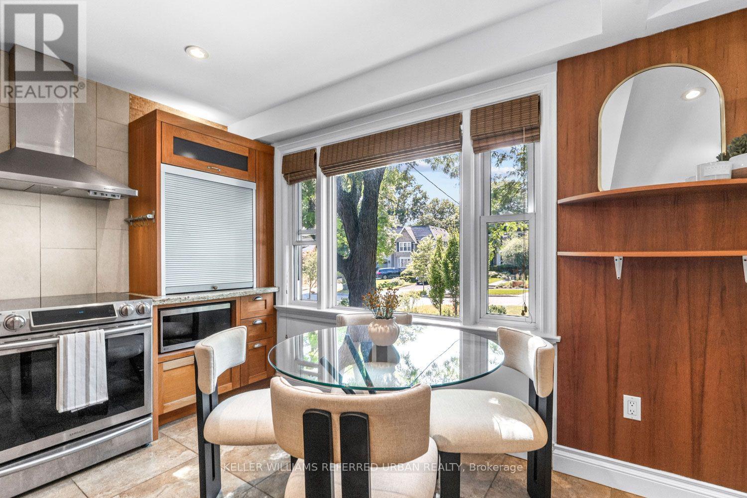 327 Bessborough Drive, Toronto, Ontario  M4G 3K9 - Photo 11 - C13601046