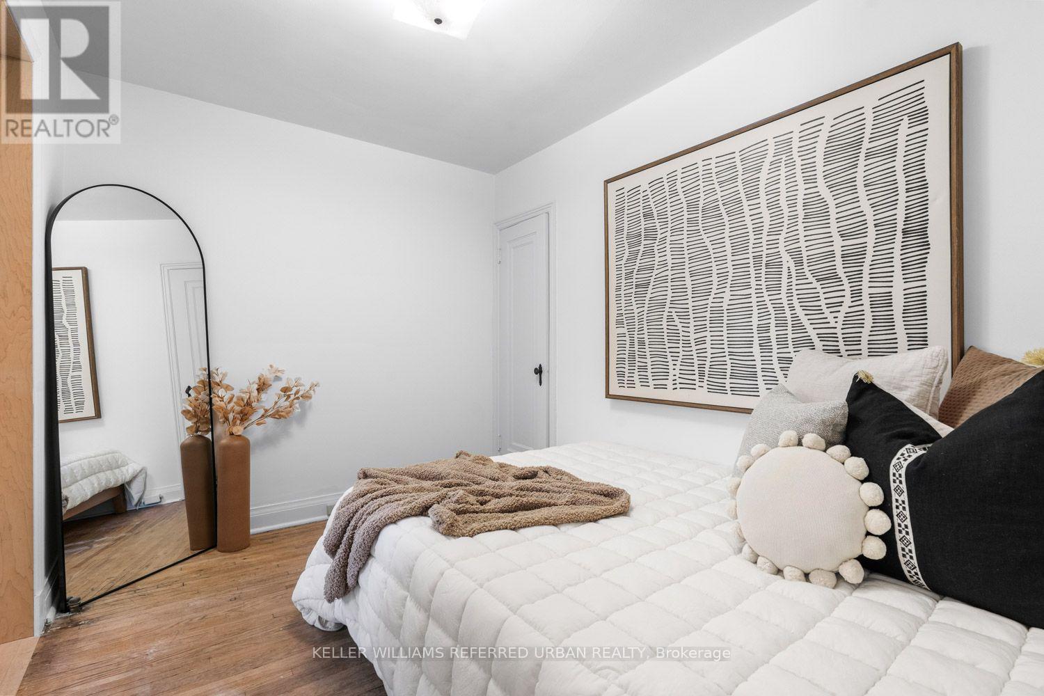327 Bessborough Drive, Toronto, Ontario  M4G 3K9 - Photo 32 - C13601046