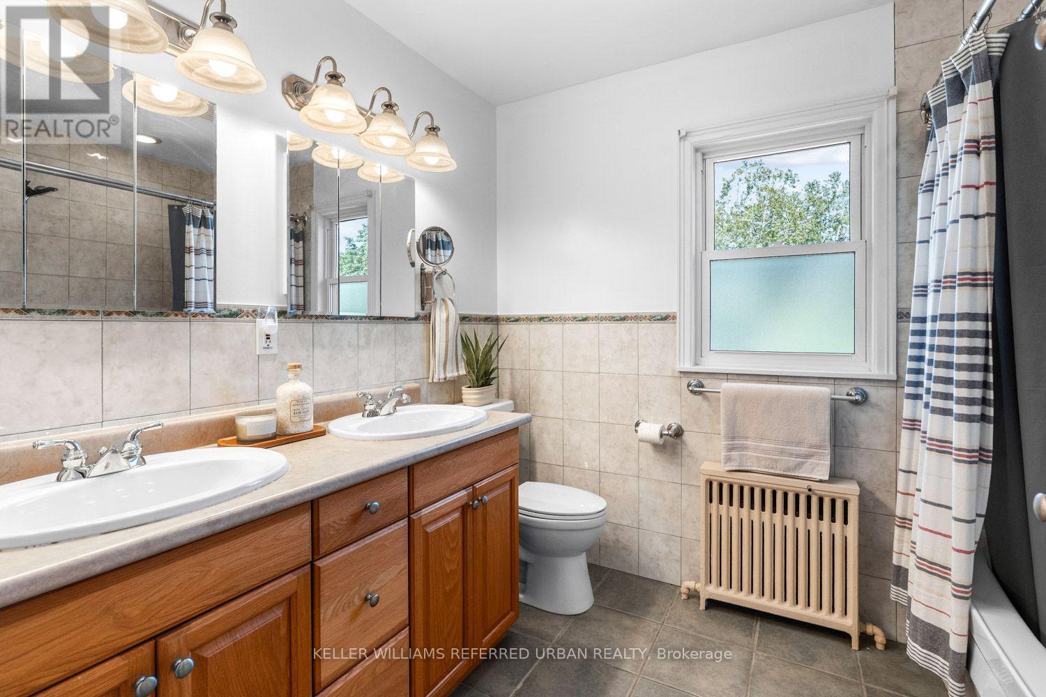 327 Bessborough Drive, Toronto, Ontario  M4G 3K9 - Photo 36 - C13601046