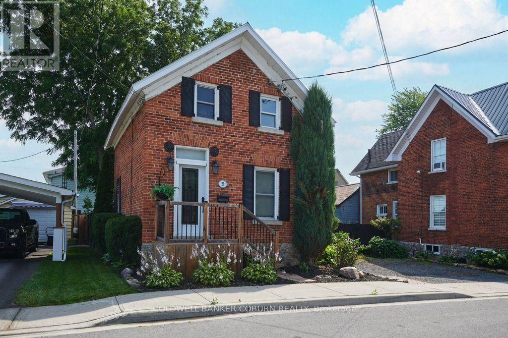29 ONTARIO STREET, South Dundas, Ontario