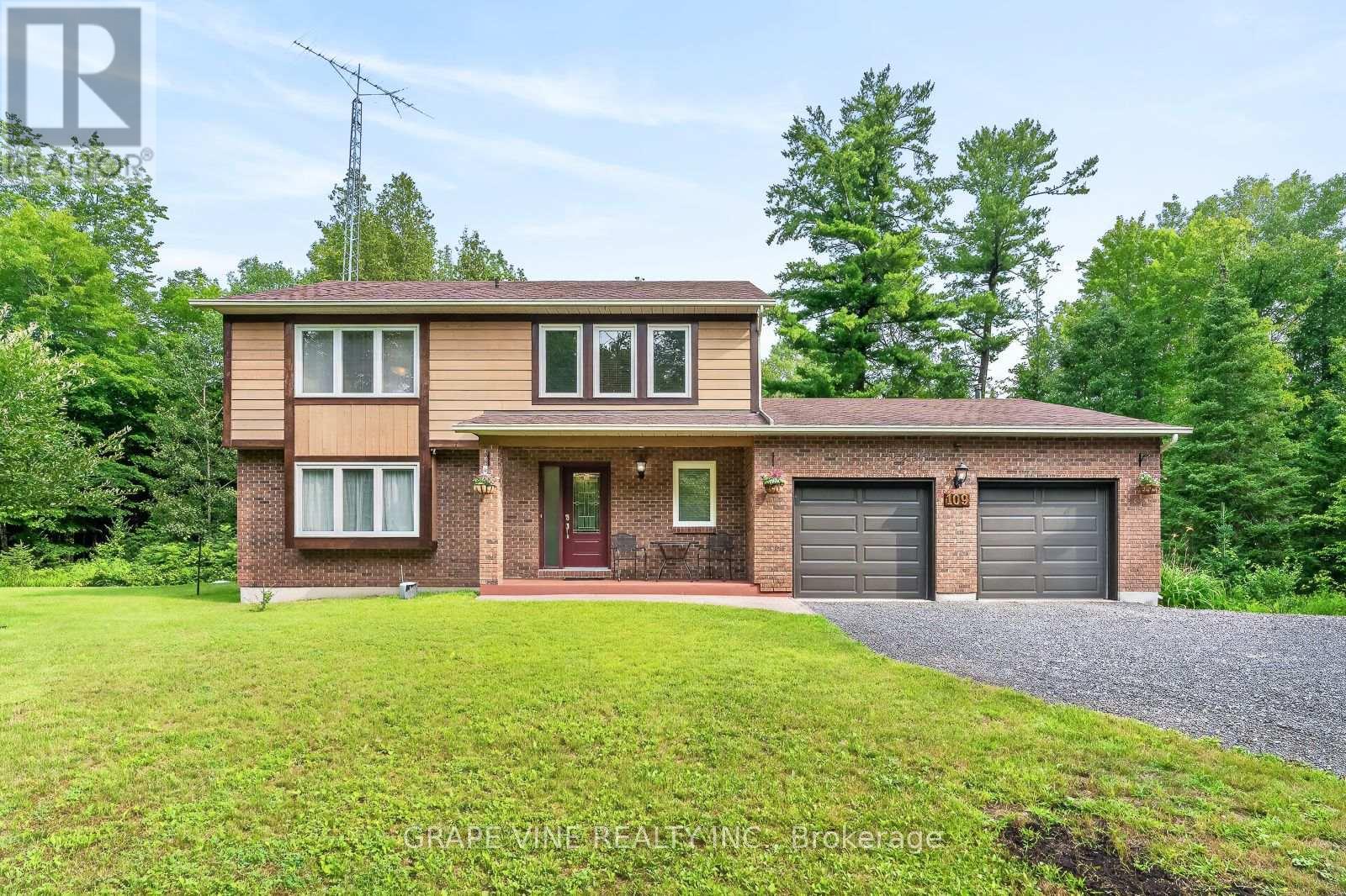 109 MIDVALE DRIVE, Ottawa, Ontario