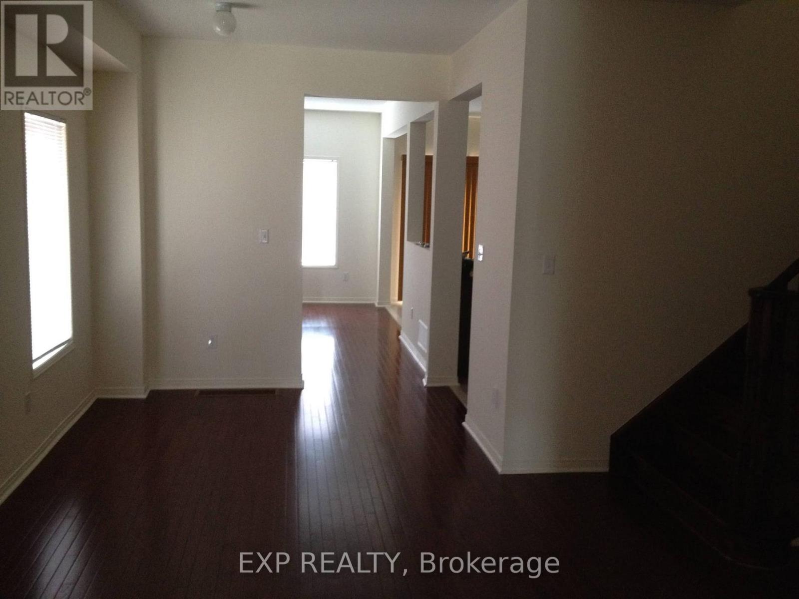 247 Checkerberry Crescent, Brampton, Ontario  L6R 3P7 - Photo 2 - W13605740