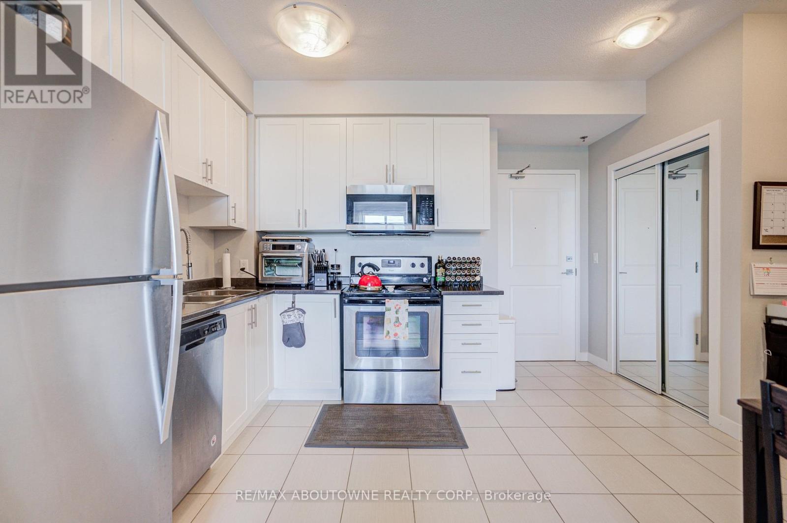 219 - 2490 Old Bronte Road, Oakville, Ontario  L6M 0Y5 - Photo 13 - W13605770