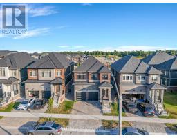 7 BARNYARD TRAIL, Barrie, Ontario