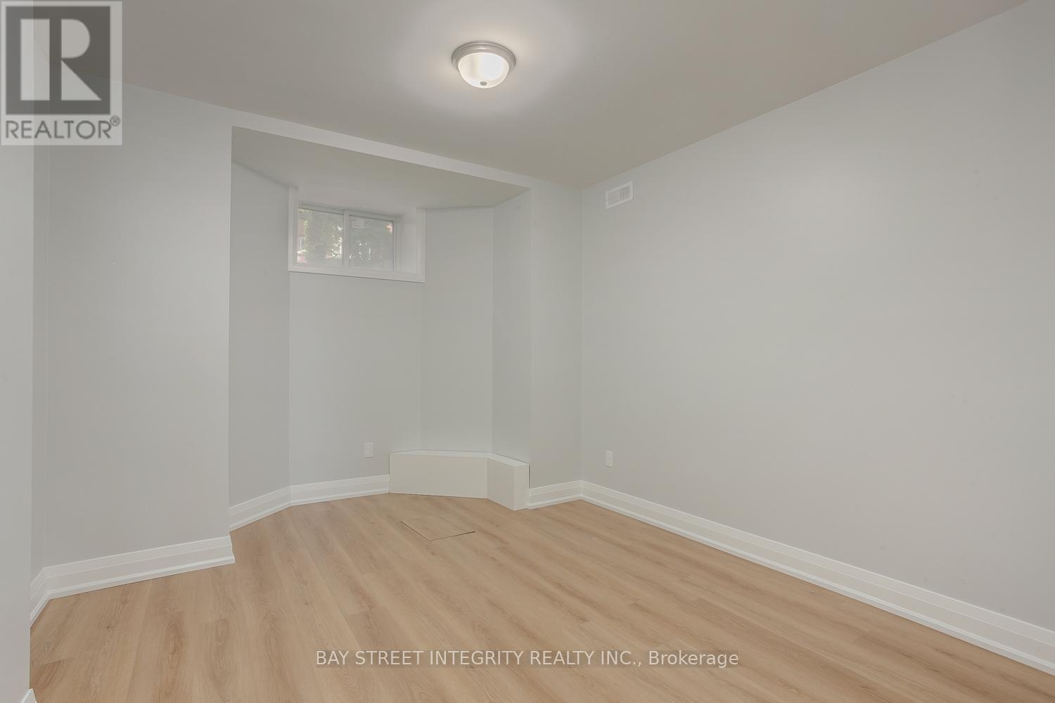 Bsm - 19 D'arcy Street, Toronto, Ontario  M5T 1J8 - Photo 10 - C13605828