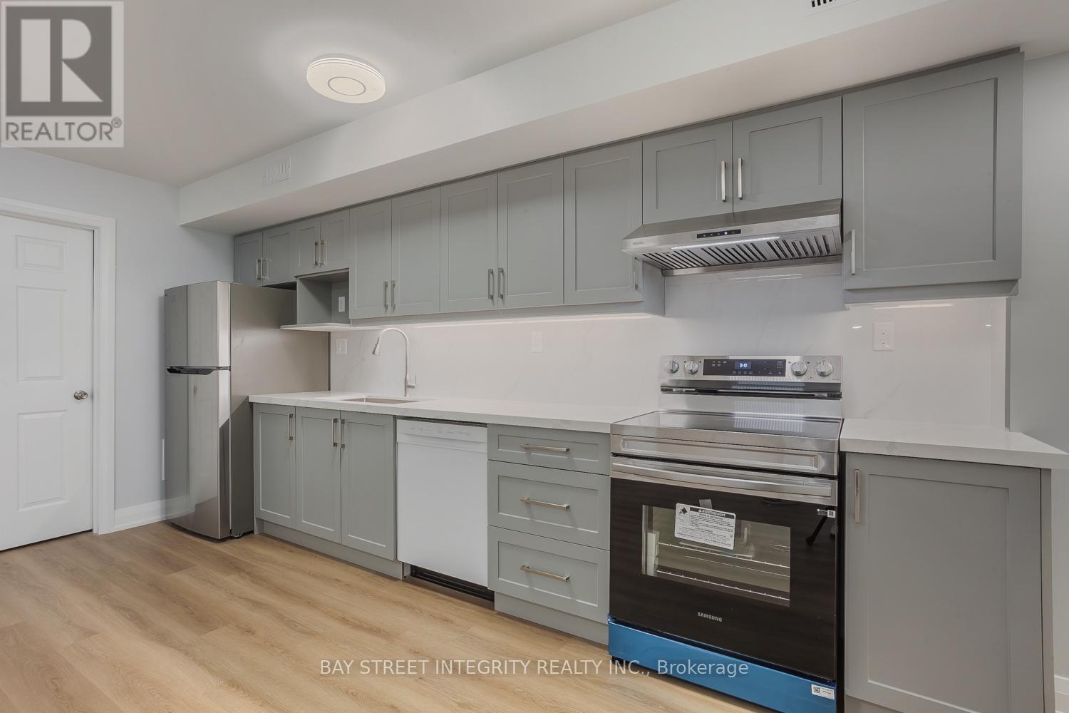 Bsm - 19 D'arcy Street, Toronto, Ontario  M5T 1J8 - Photo 3 - C13605828