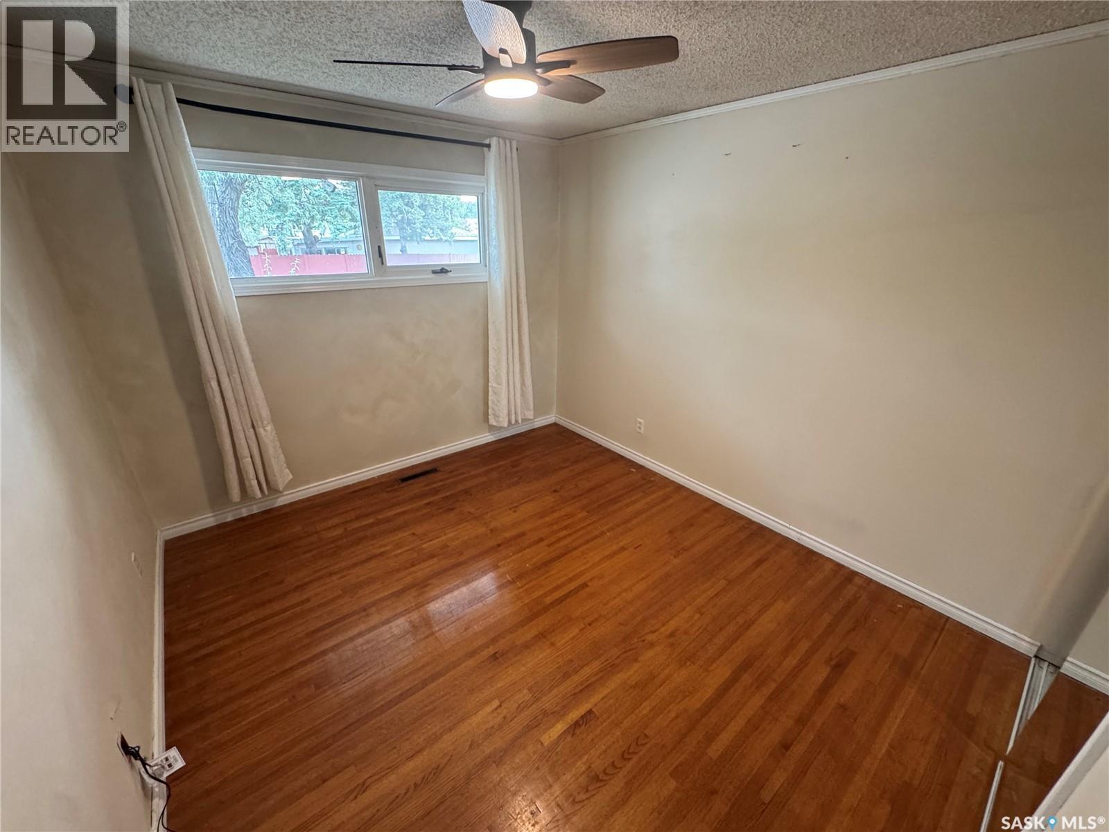 1410 4th Avenue N, Regina, Saskatchewan  S4R 0T1 - Photo 10 - SK043679
