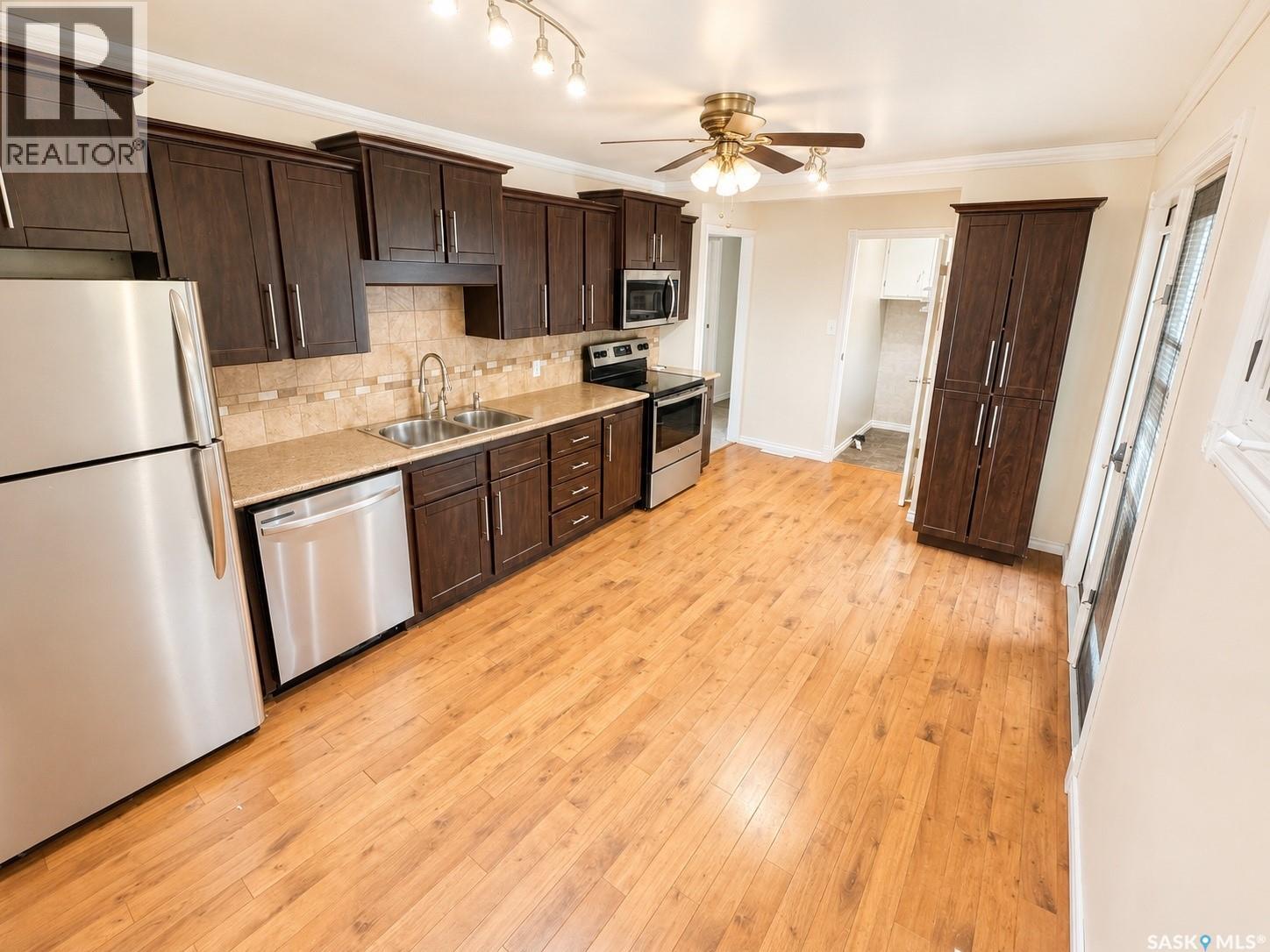 1410 4th Avenue N, Regina, Saskatchewan  S4R 0T1 - Photo 6 - SK043679