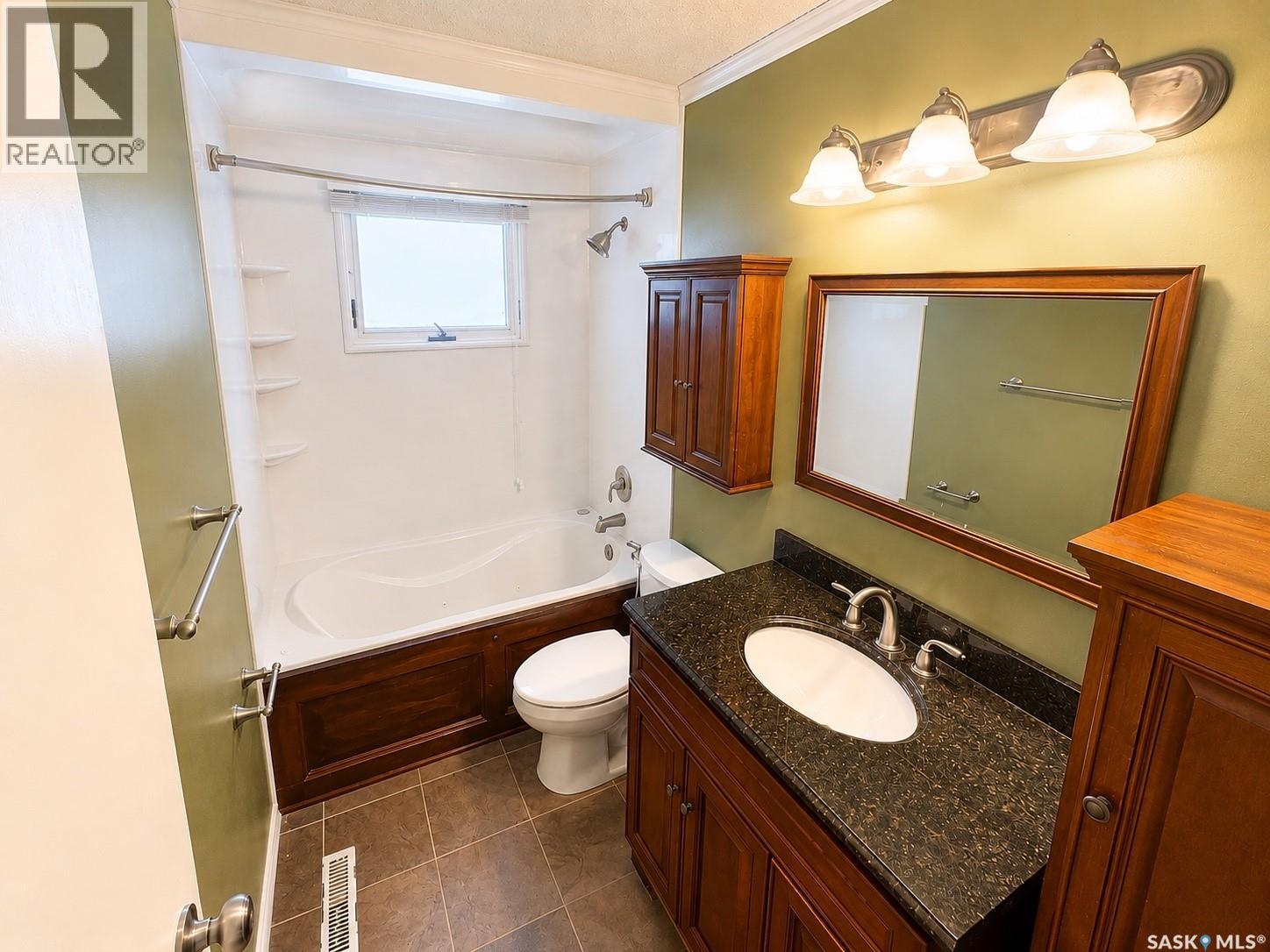 1410 4th Avenue N, Regina, Saskatchewan  S4R 0T1 - Photo 9 - SK043679
