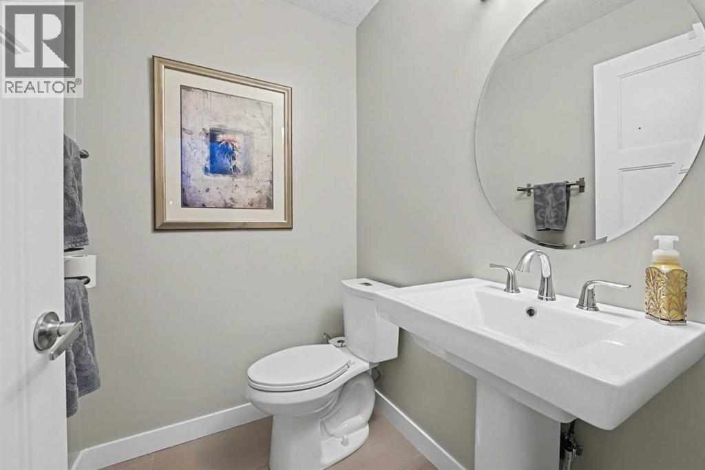 915 Coopers Drive SW, Airdrie, Alberta  T4B 2W3 - Photo 23 - A2330878