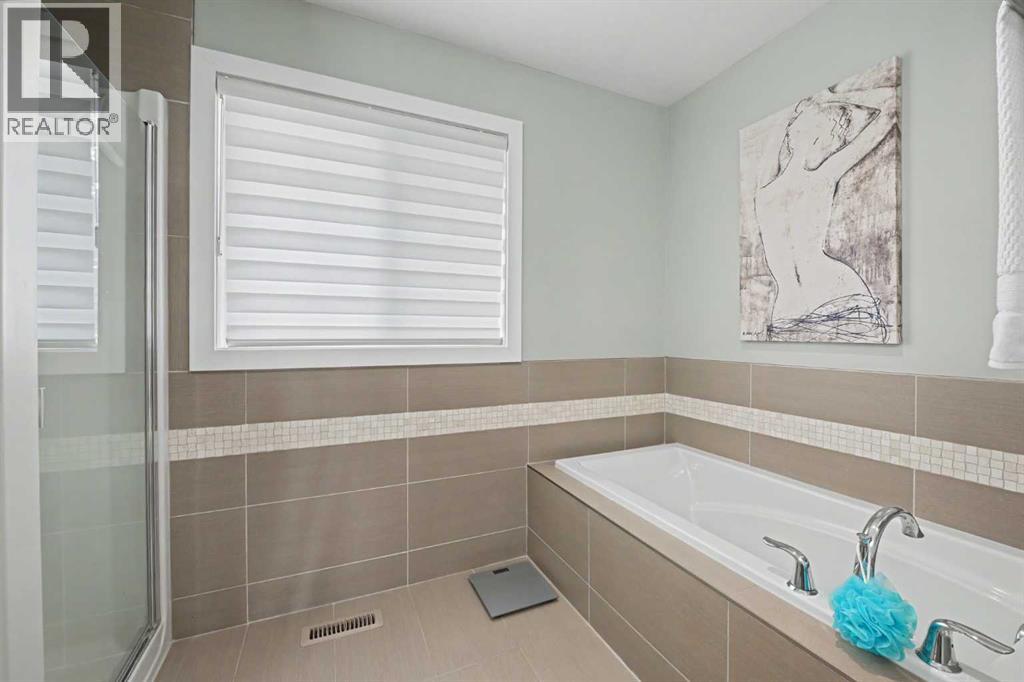 915 Coopers Drive SW, Airdrie, Alberta  T4B 2W3 - Photo 28 - A2330878